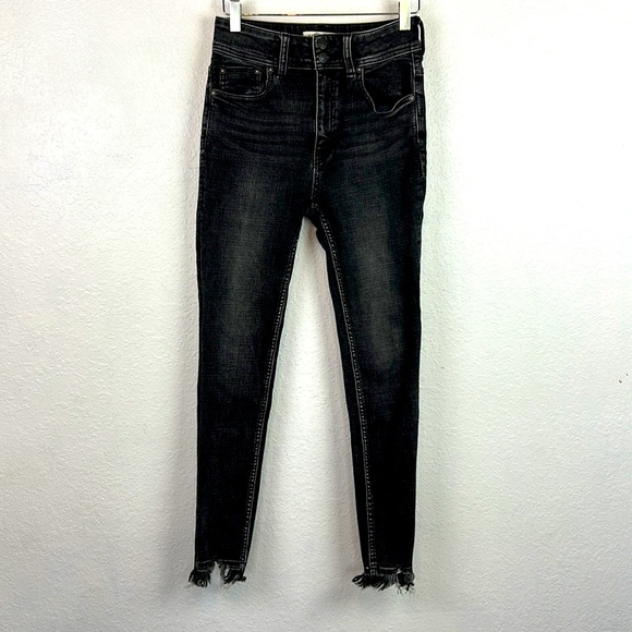We The Free Denim - Free People We The Free Black Wash Frayed Hem Skinny Jeans
